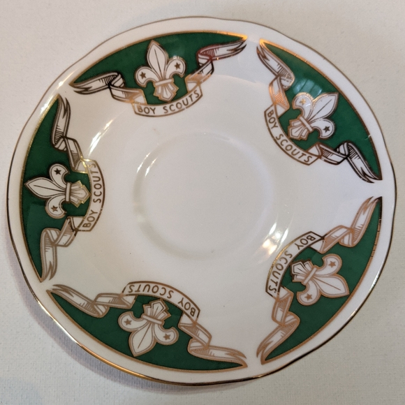 PARAGON Boy Scouts fine china tea cup and saucer set green and gold trim - Picture 4 of 8